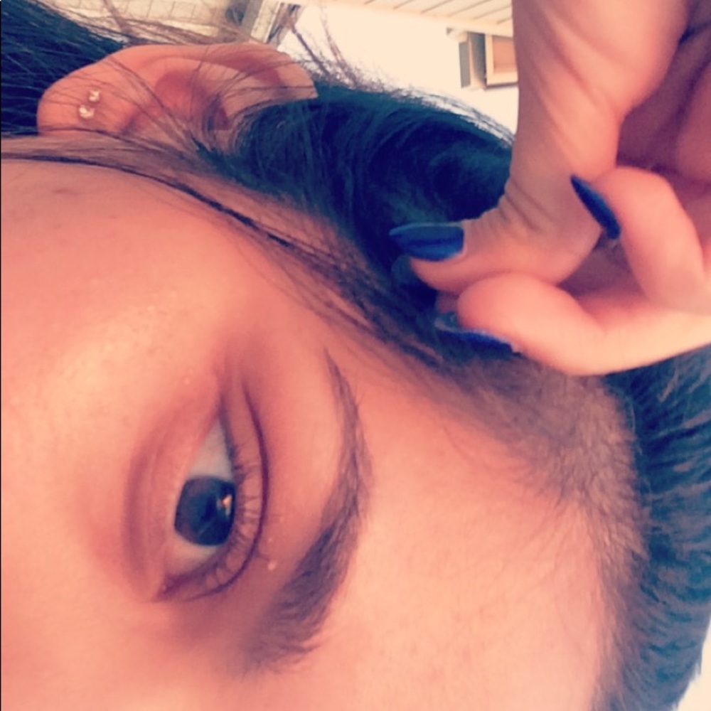 Meet your Posher, Maritsa